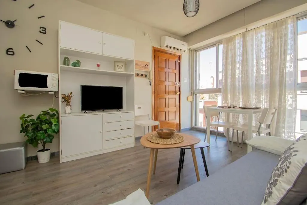 Apartment Apart Muy Centrico, Tranquilo Y Confortable **A/C-Wifi** Seville
