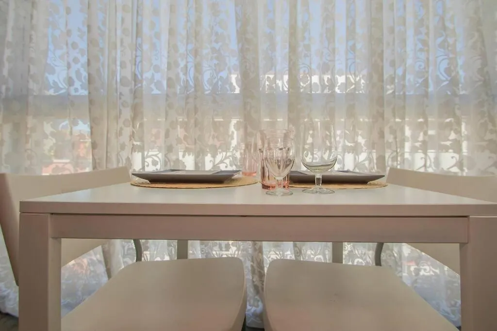 Apart Muy Centrico, Tranquilo Y Confortable **A/C-Wifi** Seville