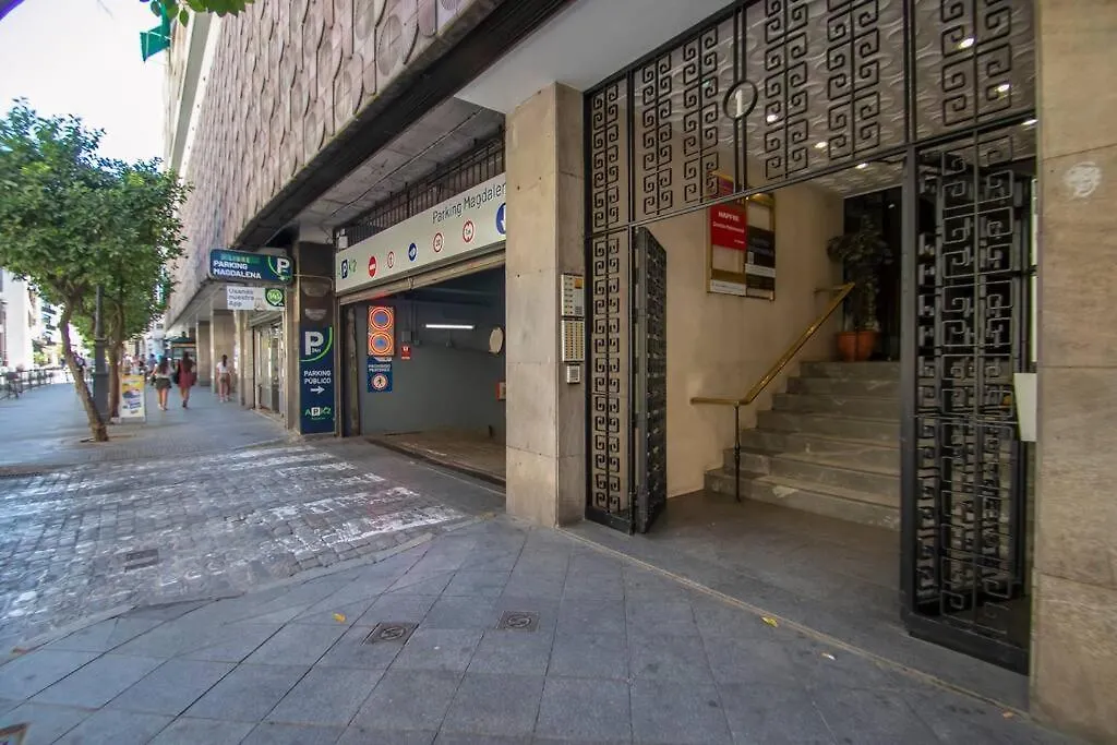 Apart Muy Centrico, Tranquilo Y Confortable **A/C-Wifi** Seville 0*,  Spain