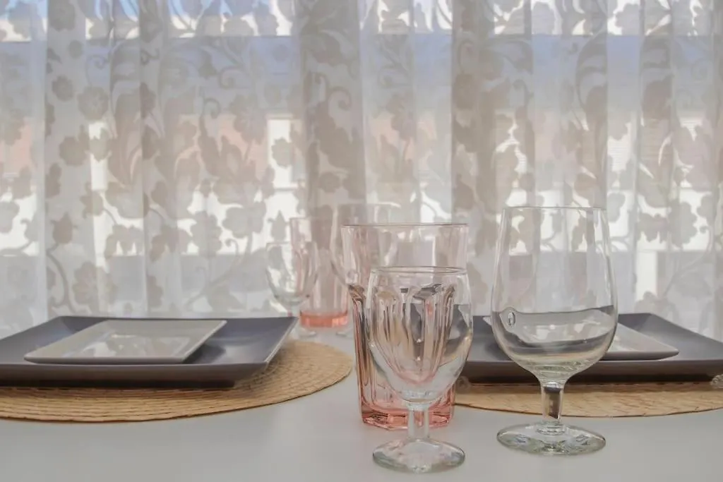 Apart Muy Centrico, Tranquilo Y Confortable **A/C-Wifi** Seville Apartment